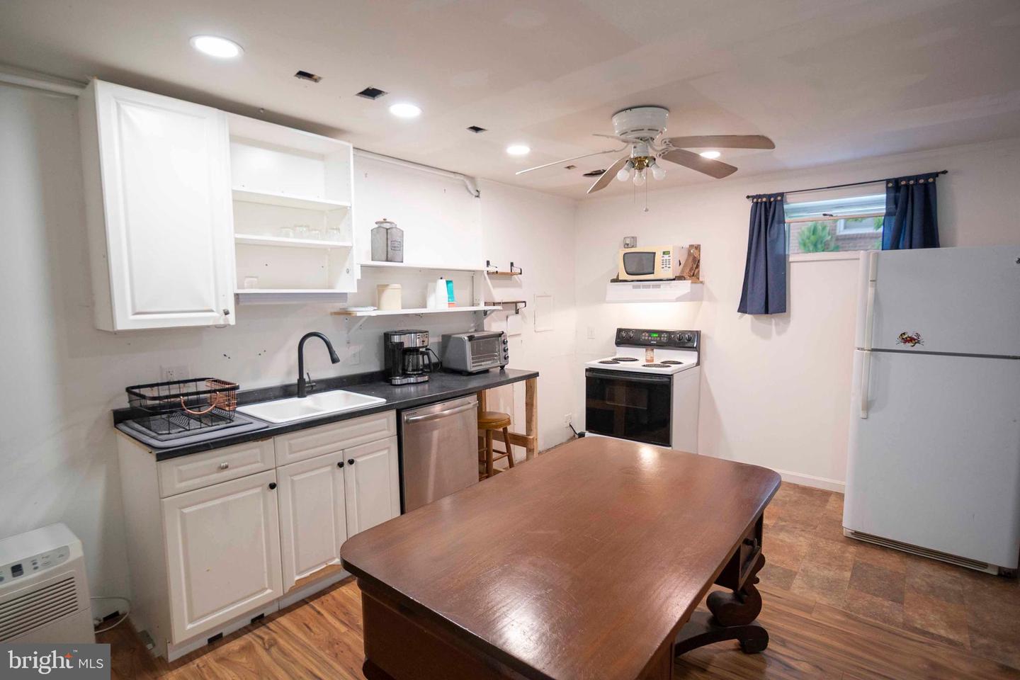 530 POW MORR DR, FRONT ROYAL, Virginia 22630, 2 Bedrooms Bedrooms, ,2 BathroomsBathrooms,Residential,For sale,530 POW MORR DR,VAWR2012072 MLS # VAWR2012072