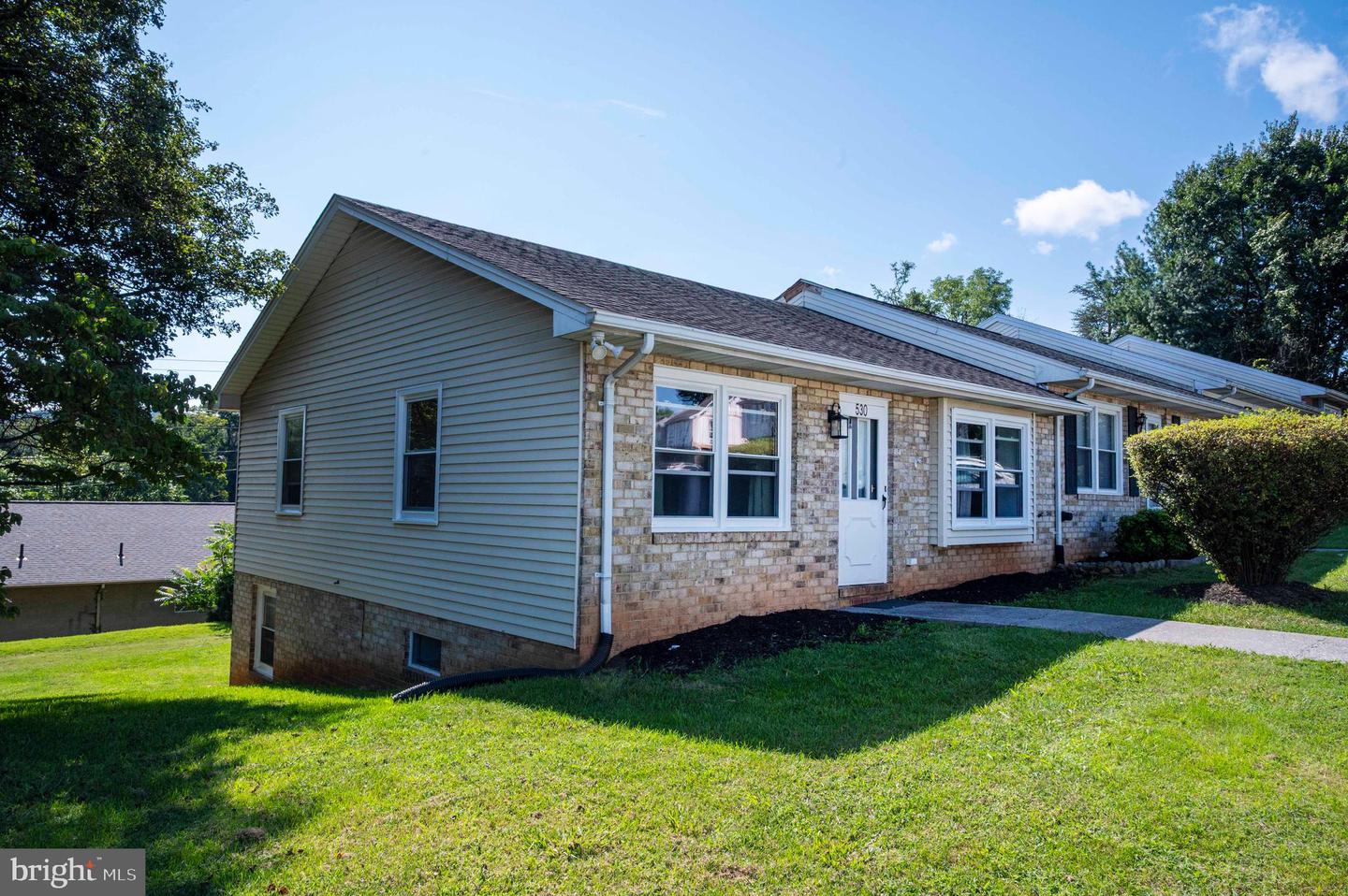 530 POW MORR DR, FRONT ROYAL, Virginia 22630, 2 Bedrooms Bedrooms, ,2 BathroomsBathrooms,Residential,For sale,530 POW MORR DR,VAWR2012072 MLS # VAWR2012072