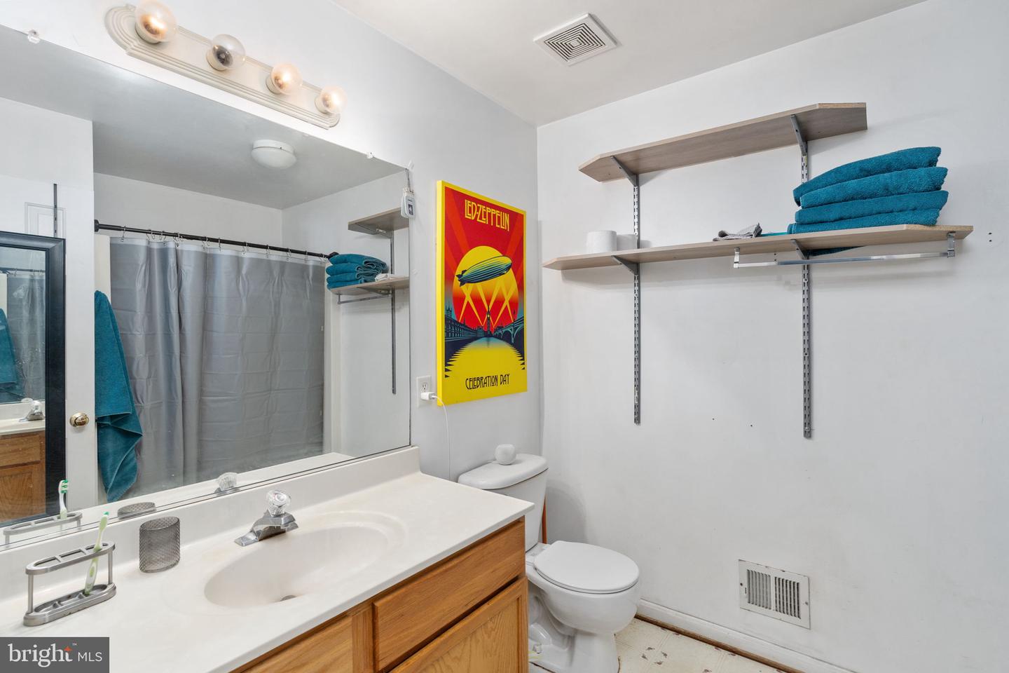 12107 KNIGHT CT, FREDERICKSBURG, Virginia 22407, 3 Bedrooms Bedrooms, ,3 BathroomsBathrooms,Residential,For sale,12107 KNIGHT CT,VASP2035802 MLS # VASP2035802