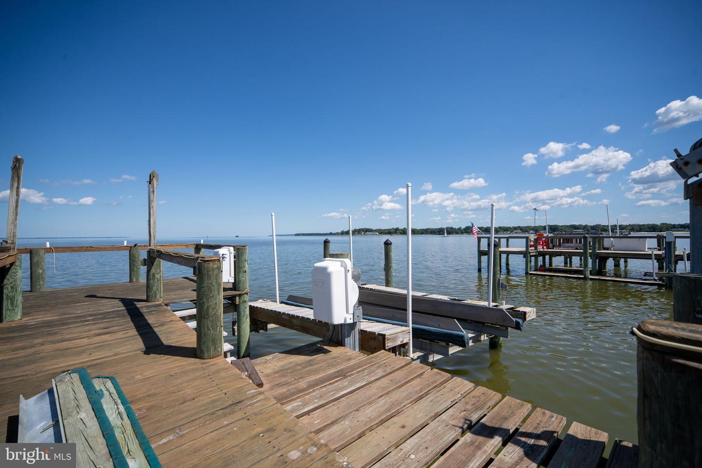 639 BARRACKS BEACH DR, COLONIAL BEACH, Virginia 22443, 3 Bedrooms Bedrooms, 8 Rooms Rooms,3 BathroomsBathrooms,Residential,For sale,639 BARRACKS BEACH DR,VAWE2009638 MLS # VAWE2009638