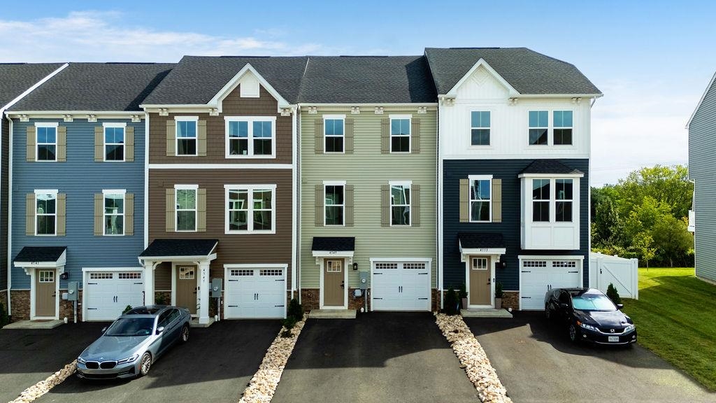 4549 DRYSDALE ST, ROCKINGHAM, Virginia 22801, 3 Bedrooms Bedrooms, ,2 BathroomsBathrooms,Residential,4549 DRYSDALE ST,668268 MLS # 668268