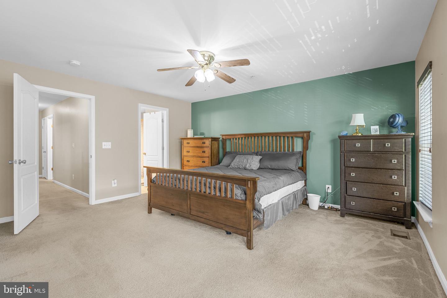15126 LILYWOOD LN, HAYMARKET, Virginia 20169, 2 Bedrooms Bedrooms, ,2 BathroomsBathrooms,Residential,For sale,15126 LILYWOOD LN,VAPW2101130 MLS # VAPW2101130