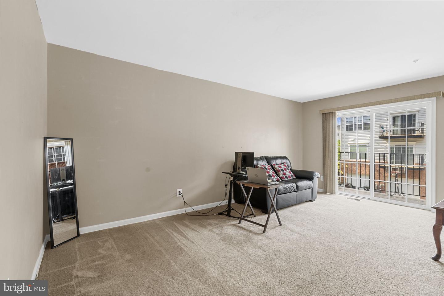 15126 LILYWOOD LN, HAYMARKET, Virginia 20169, 2 Bedrooms Bedrooms, ,2 BathroomsBathrooms,Residential,For sale,15126 LILYWOOD LN,VAPW2101130 MLS # VAPW2101130