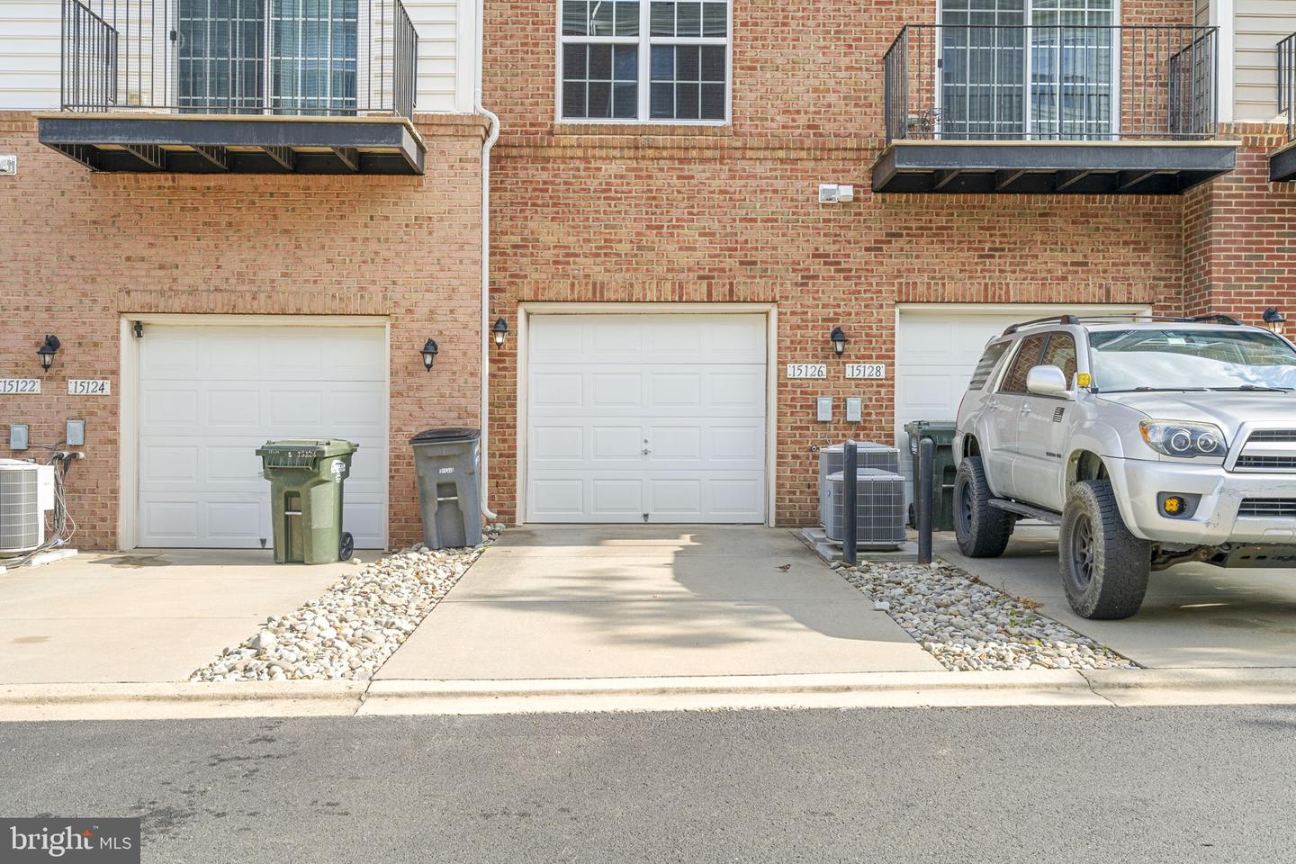 15126 LILYWOOD LN, HAYMARKET, Virginia 20169, 2 Bedrooms Bedrooms, ,2 BathroomsBathrooms,Residential,For sale,15126 LILYWOOD LN,VAPW2101130 MLS # VAPW2101130