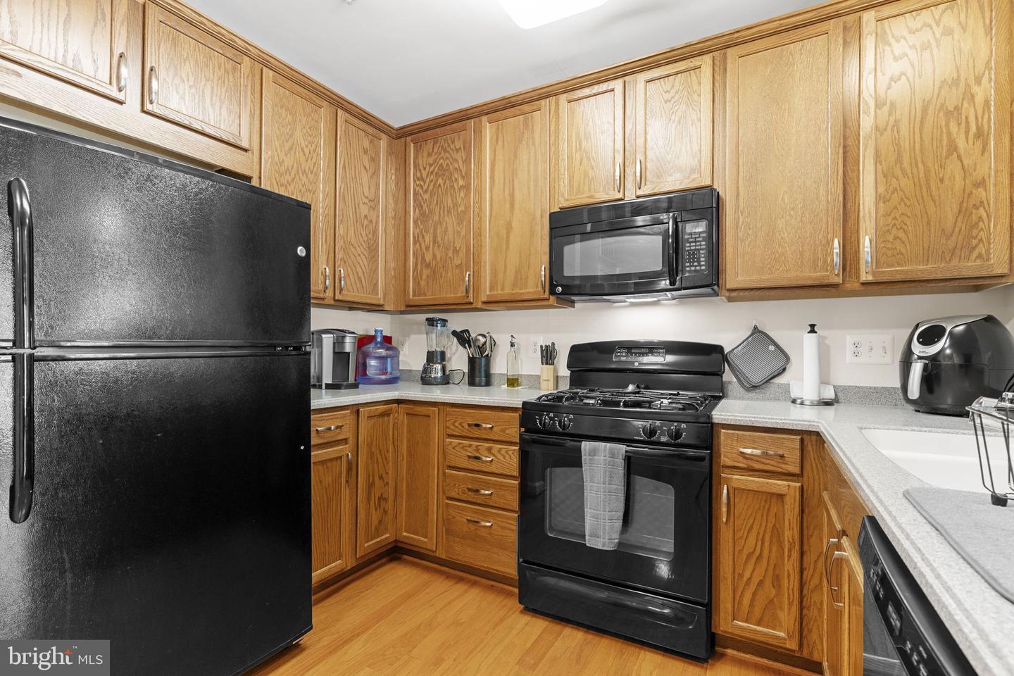 15126 LILYWOOD LN, HAYMARKET, Virginia 20169, 2 Bedrooms Bedrooms, ,2 BathroomsBathrooms,Residential,For sale,15126 LILYWOOD LN,VAPW2101130 MLS # VAPW2101130