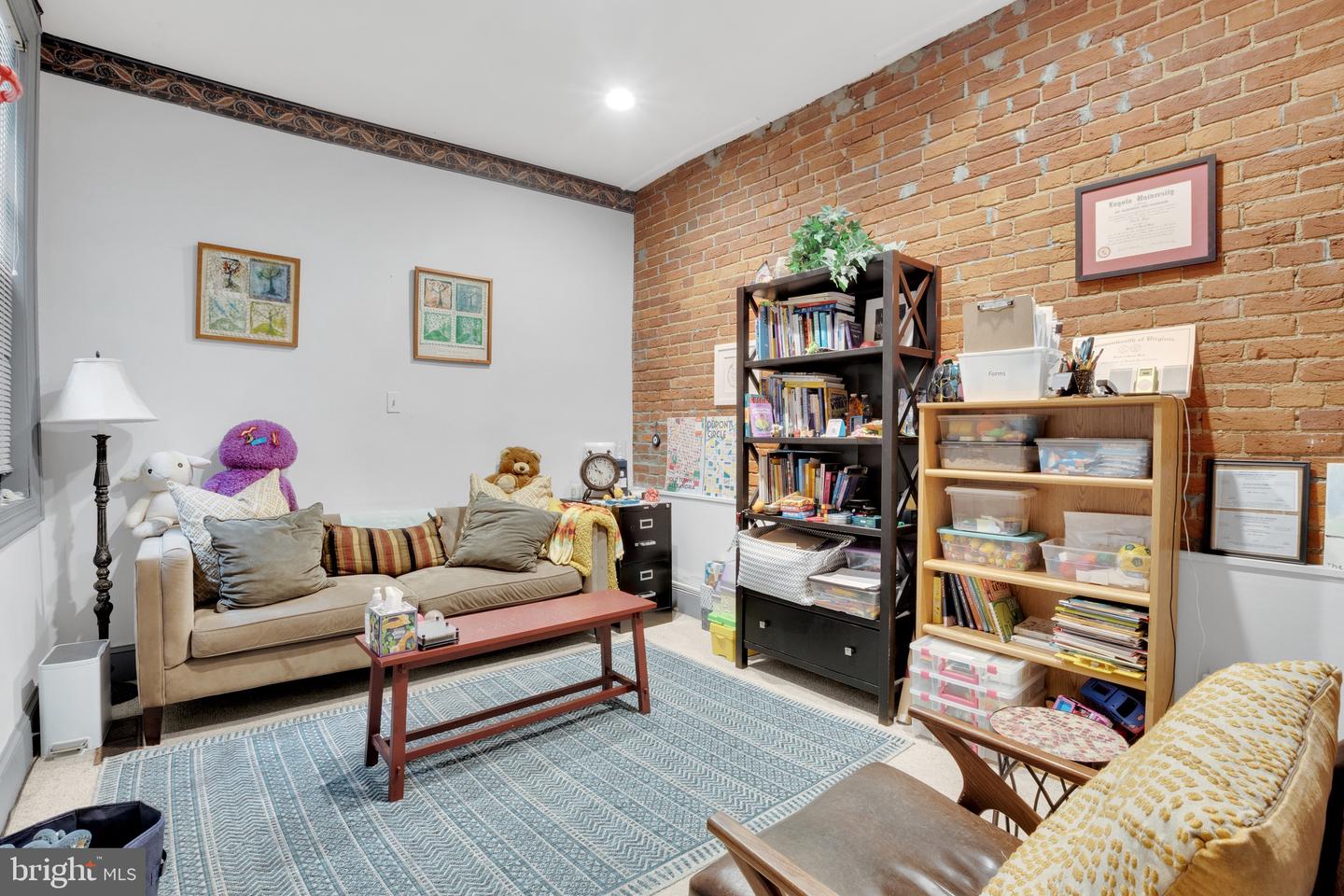 117 S SAINT ASAPH ST, ALEXANDRIA, Virginia 22314, 5 Bedrooms Bedrooms, ,3 BathroomsBathrooms,Residential,For sale,117 S SAINT ASAPH ST,VAAX2048788 MLS # VAAX2048788