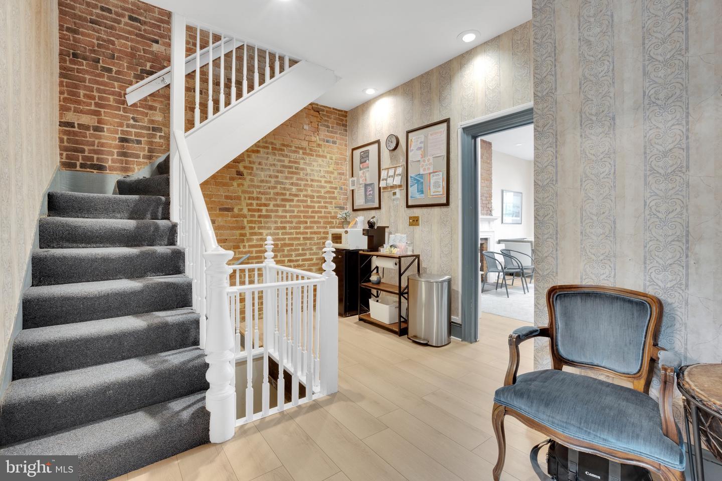 117 S SAINT ASAPH ST, ALEXANDRIA, Virginia 22314, 5 Bedrooms Bedrooms, ,3 BathroomsBathrooms,Residential,For sale,117 S SAINT ASAPH ST,VAAX2048788 MLS # VAAX2048788