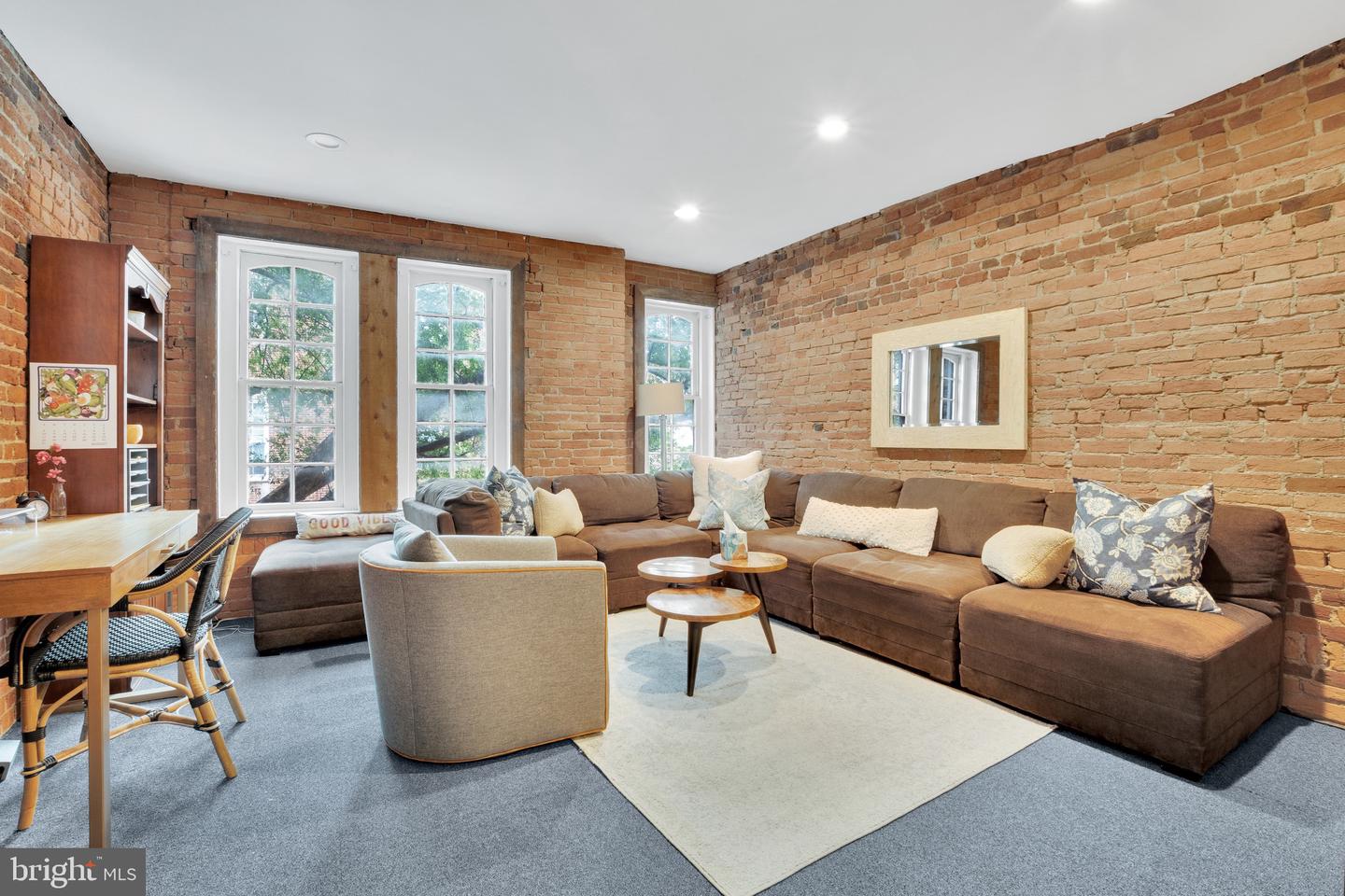 117 S SAINT ASAPH ST, ALEXANDRIA, Virginia 22314, 5 Bedrooms Bedrooms, ,3 BathroomsBathrooms,Residential,For sale,117 S SAINT ASAPH ST,VAAX2048788 MLS # VAAX2048788