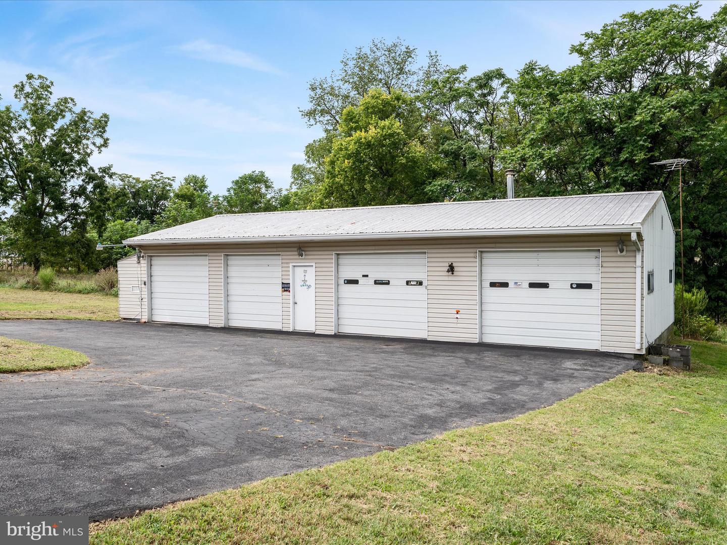 159 ASHTON DR, WINCHESTER, Virginia 22603, 2 Bedrooms Bedrooms, ,2 BathroomsBathrooms,Residential,For sale,159 ASHTON DR,VAFV2036300 MLS # VAFV2036300