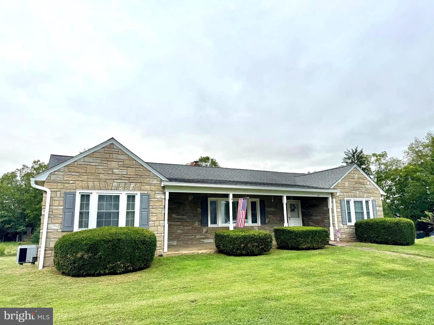 159 ASHTON DR, WINCHESTER, Virginia 22603, 2 Bedrooms Bedrooms, ,2 BathroomsBathrooms,Residential,For sale,159 ASHTON DR,VAFV2036300 MLS # VAFV2036300