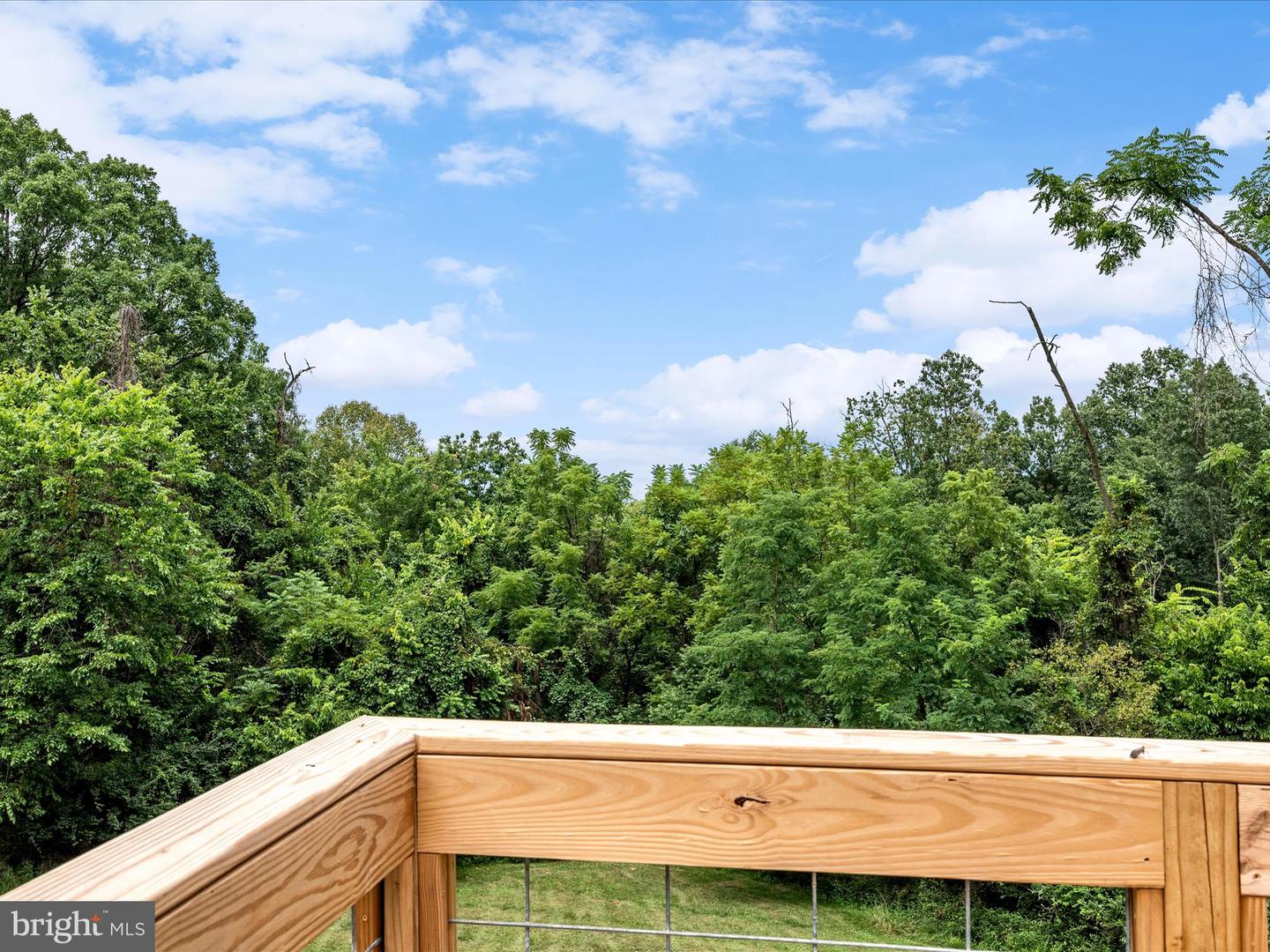 2757 E LEE HWY, NEW MARKET, Virginia 22844, 3 Bedrooms Bedrooms, ,3 BathroomsBathrooms,Residential,For sale,2757 E LEE HWY,VASH2012310 MLS # VASH2012310