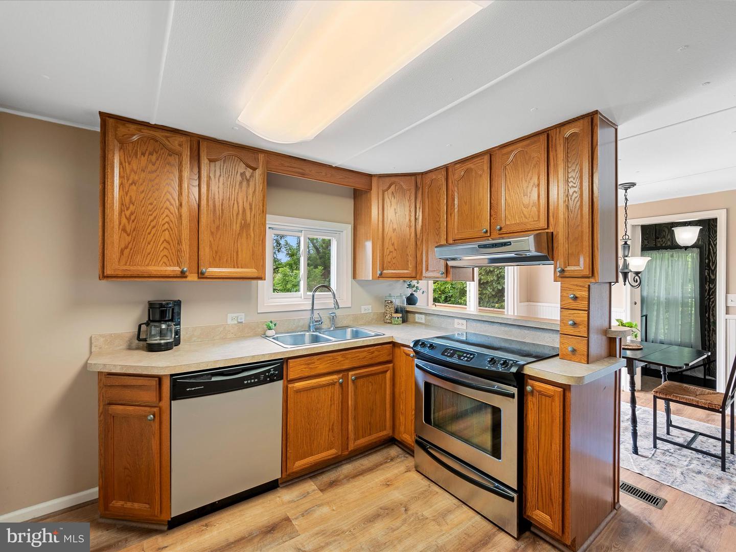 2757 E LEE HWY, NEW MARKET, Virginia 22844, 3 Bedrooms Bedrooms, ,3 BathroomsBathrooms,Residential,For sale,2757 E LEE HWY,VASH2012310 MLS # VASH2012310