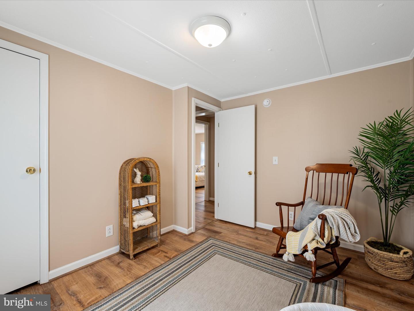 2757 E LEE HWY, NEW MARKET, Virginia 22844, 3 Bedrooms Bedrooms, ,3 BathroomsBathrooms,Residential,For sale,2757 E LEE HWY,VASH2012310 MLS # VASH2012310
