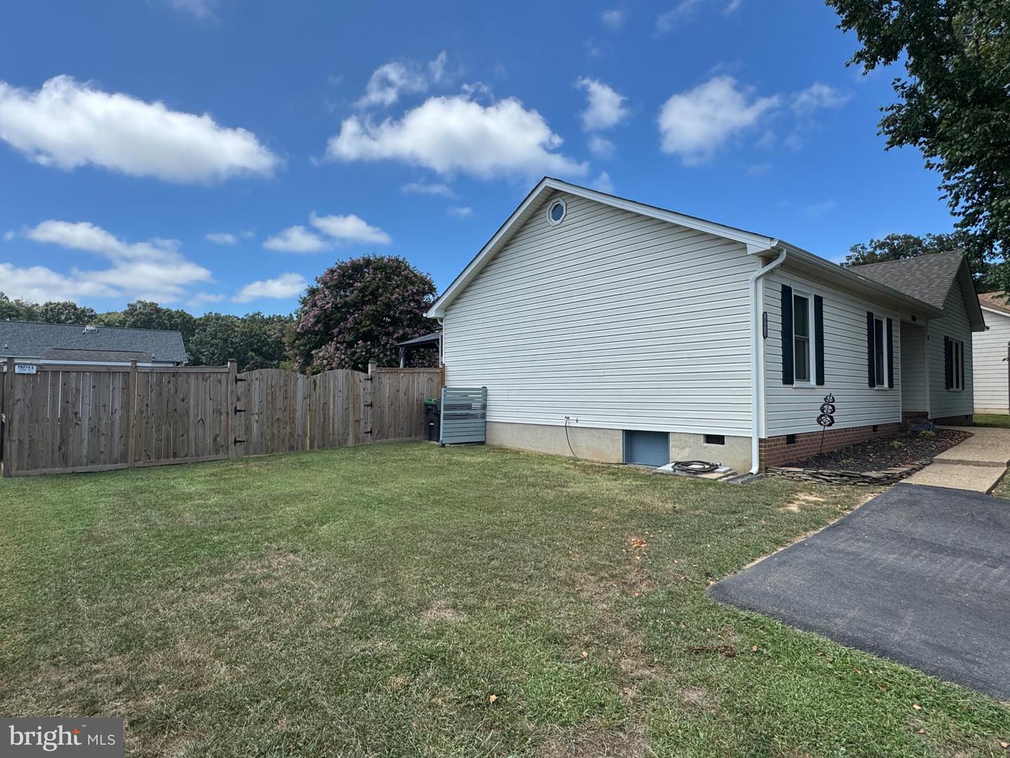 10613 HEATHER GREENS CIR, SPOTSYLVANIA, Virginia 22553, 3 Bedrooms Bedrooms, 5 Rooms Rooms,2 BathroomsBathrooms,Residential,For sale,10613 HEATHER GREENS CIR,VASP2035816 MLS # VASP2035816