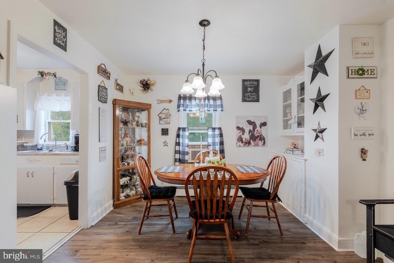 257 CENTER ST, TIMBERVILLE, Virginia 22853, 4 Bedrooms Bedrooms, ,1 BathroomBathrooms,Residential,For sale,257 CENTER ST,VARO2002524 MLS # VARO2002524