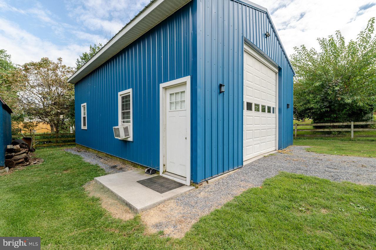 257 CENTER ST, TIMBERVILLE, Virginia 22853, 4 Bedrooms Bedrooms, ,1 BathroomBathrooms,Residential,For sale,257 CENTER ST,VARO2002524 MLS # VARO2002524