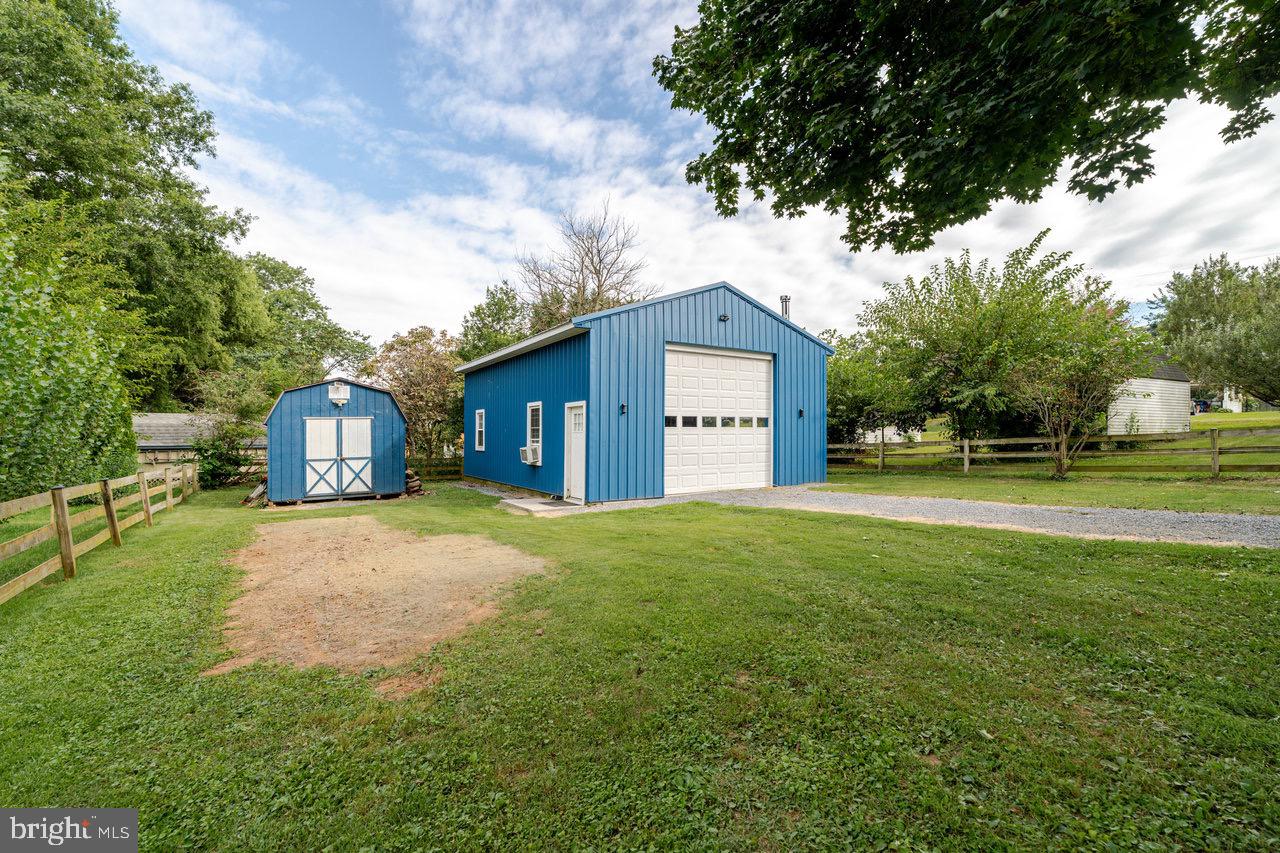 257 CENTER ST, TIMBERVILLE, Virginia 22853, 4 Bedrooms Bedrooms, ,1 BathroomBathrooms,Residential,For sale,257 CENTER ST,VARO2002524 MLS # VARO2002524