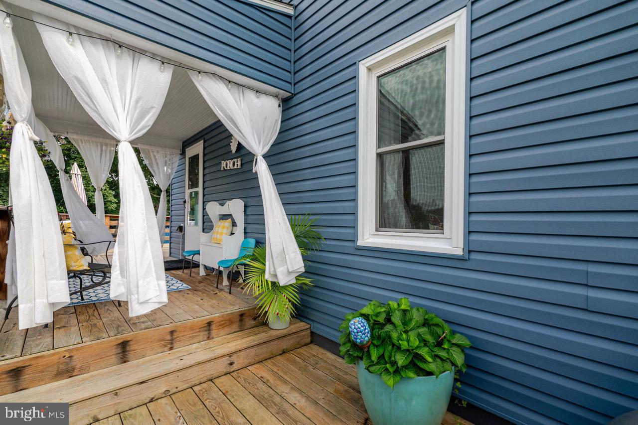 257 CENTER ST, TIMBERVILLE, Virginia 22853, 4 Bedrooms Bedrooms, ,1 BathroomBathrooms,Residential,For sale,257 CENTER ST,VARO2002524 MLS # VARO2002524