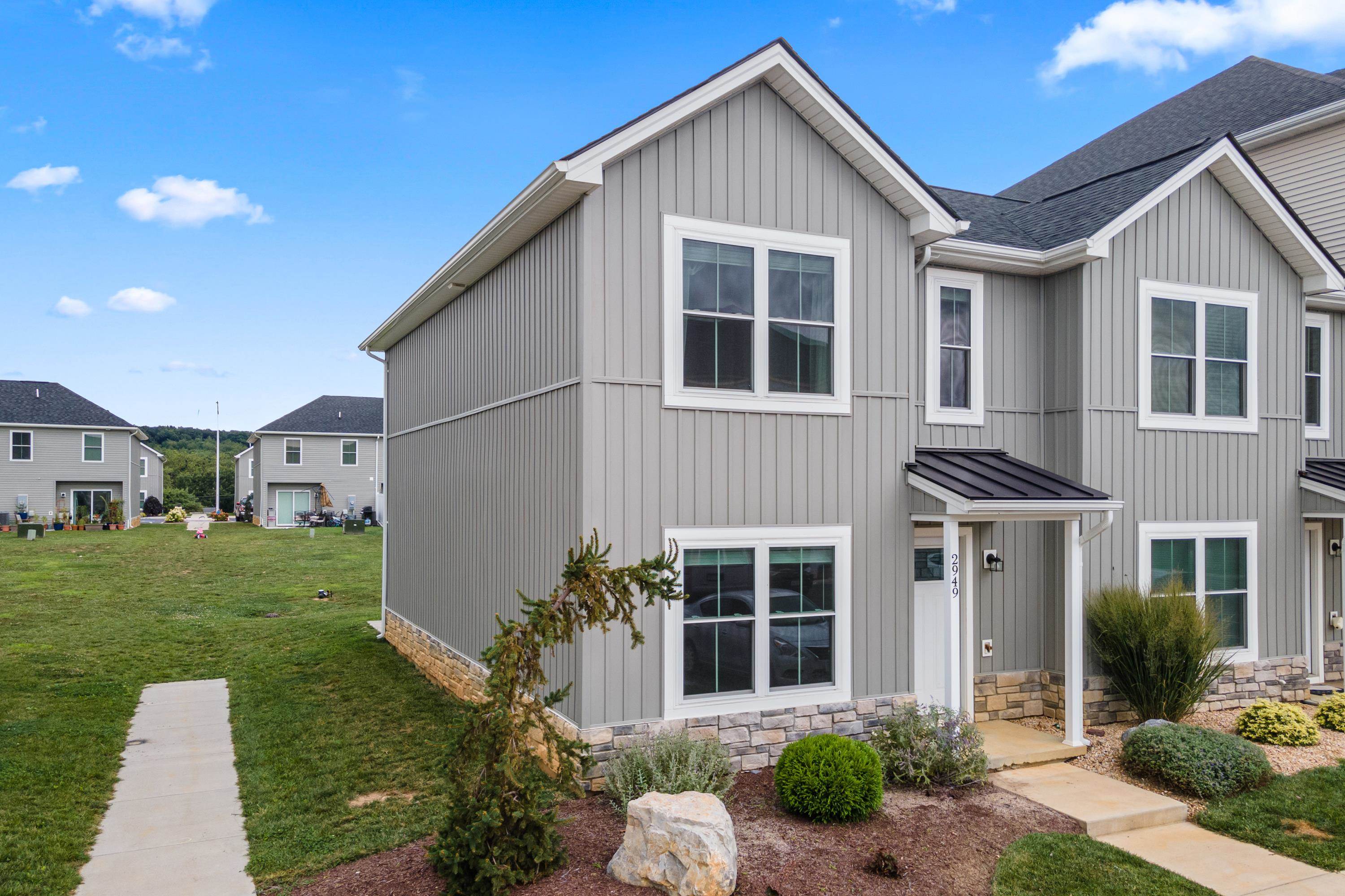 2949 LOCUST GROVE CT, ROCKINGHAM, Virginia 22801, 3 Bedrooms Bedrooms, ,2 BathroomsBathrooms,Residential,2949 LOCUST GROVE CT,668272 MLS # 668272