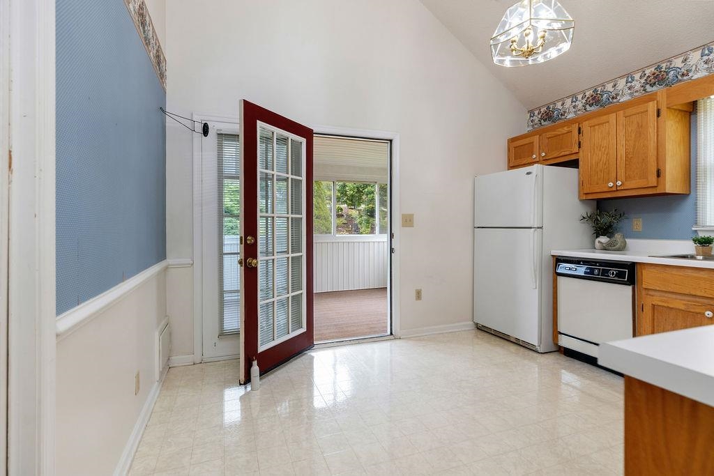29 ASHLEIGH DR, WAYNESBORO, Virginia 22980, 2 Bedrooms Bedrooms, ,2 BathroomsBathrooms,Residential,29 ASHLEIGH DR,668278 MLS # 668278