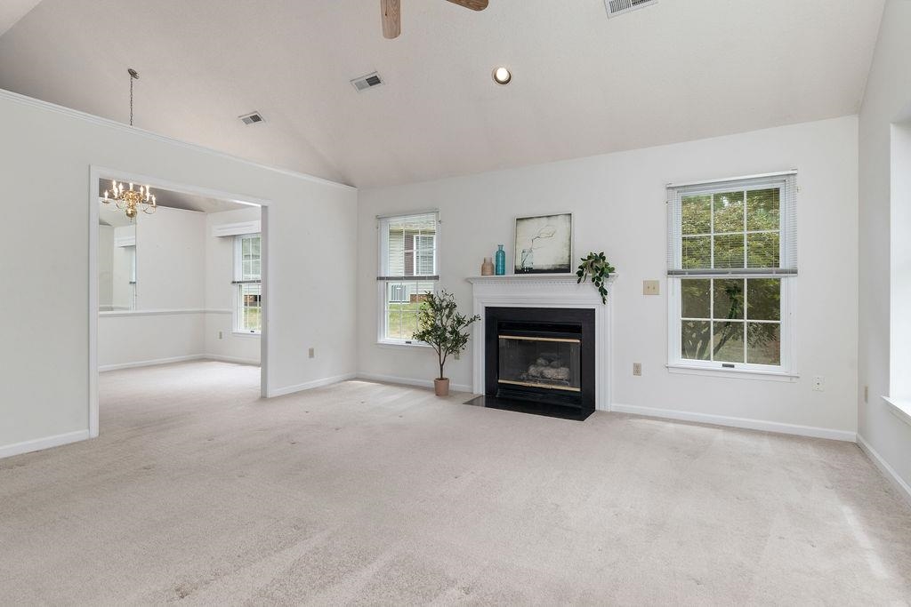 29 ASHLEIGH DR, WAYNESBORO, Virginia 22980, 2 Bedrooms Bedrooms, ,2 BathroomsBathrooms,Residential,29 ASHLEIGH DR,668278 MLS # 668278