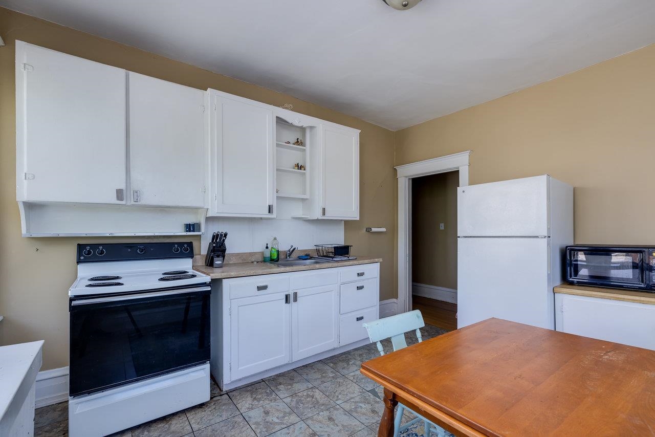 289 NEWMAN AVE, HARRISONBURG, Virginia 22801, 7 Bedrooms Bedrooms, ,5 BathroomsBathrooms,Residential,289 NEWMAN AVE,668282 MLS # 668282