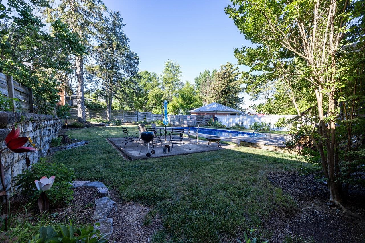 289 NEWMAN AVE, HARRISONBURG, Virginia 22801, 7 Bedrooms Bedrooms, ,5 BathroomsBathrooms,Residential,289 NEWMAN AVE,668282 MLS # 668282