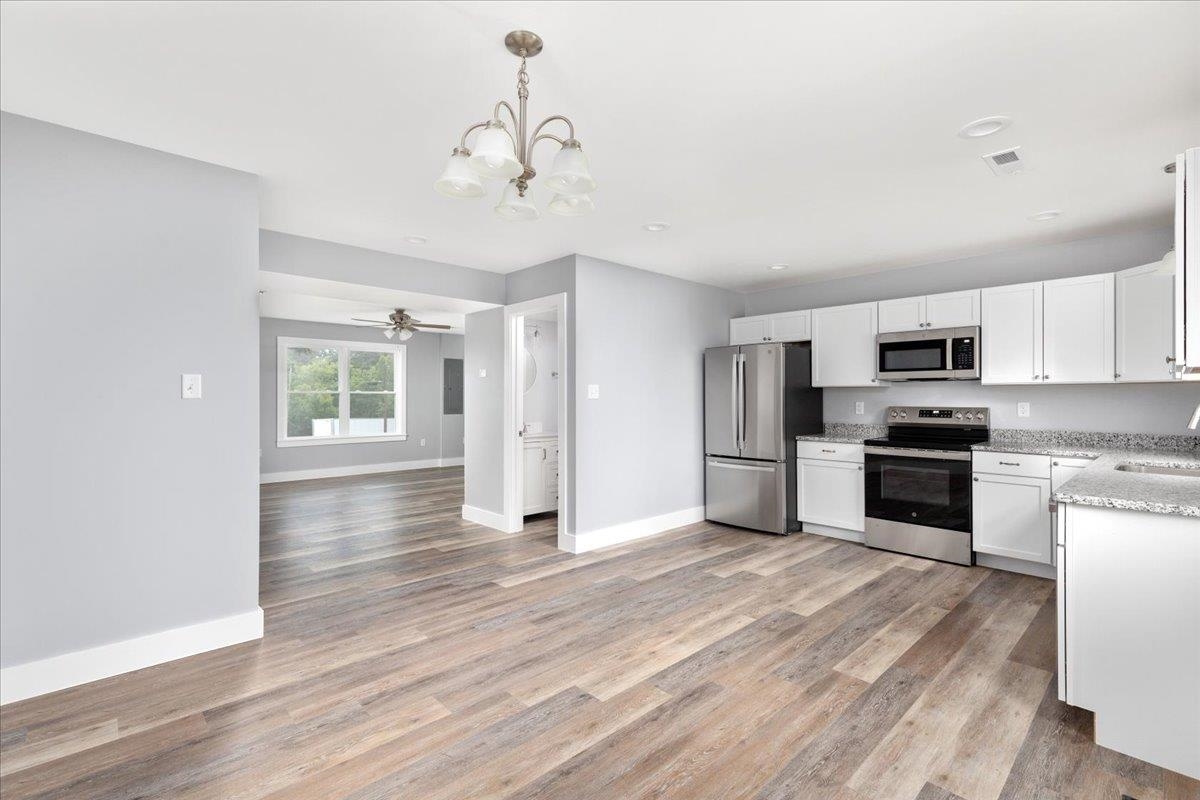 178 BANK ST, MOUNT JACKSON, Virginia 22842, 3 Bedrooms Bedrooms, ,2 BathroomsBathrooms,Residential,178 BANK ST,668283 MLS # 668283