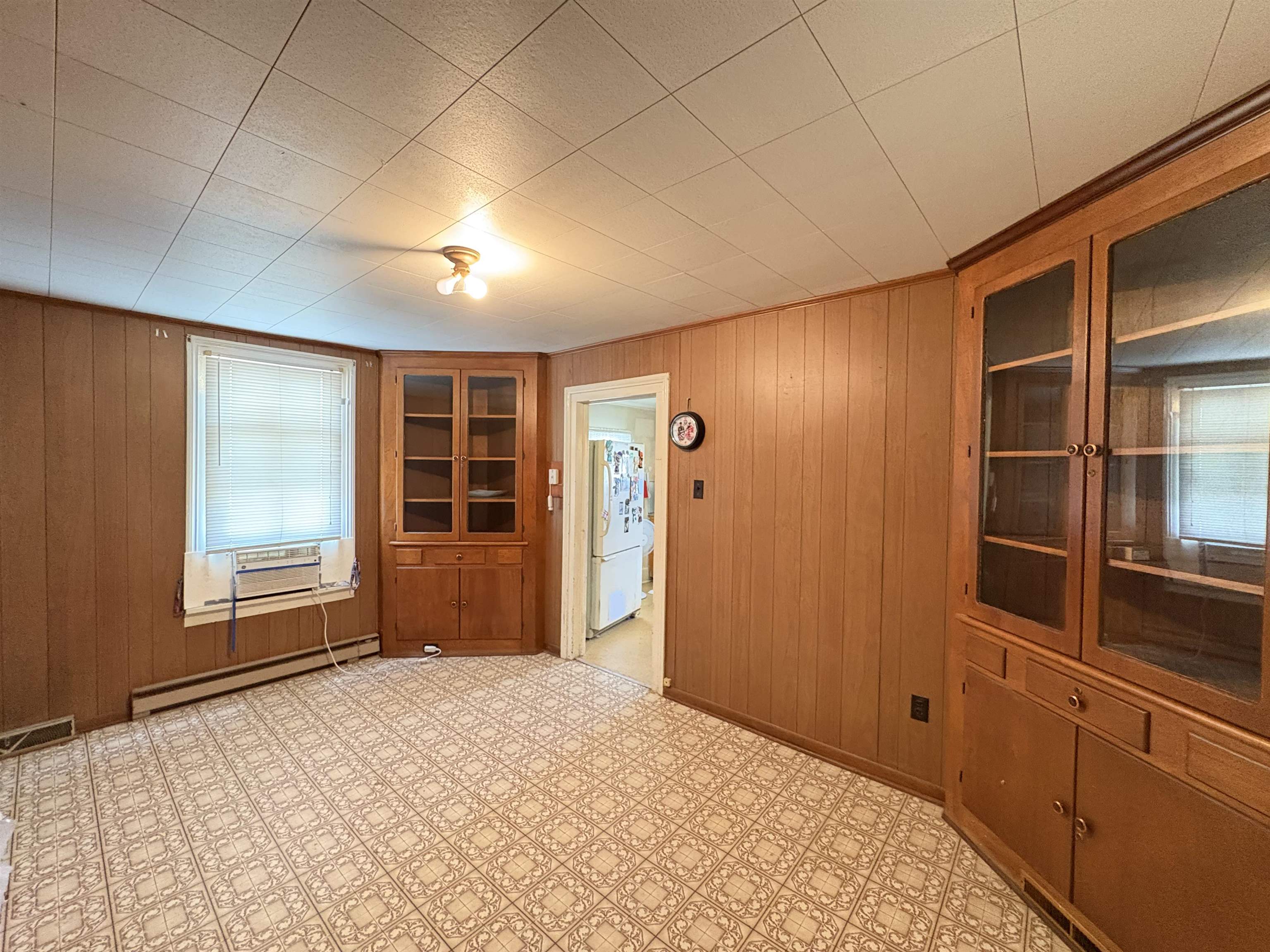 330 MILL ST, DAYTON, Virginia 22821, 4 Bedrooms Bedrooms, ,1 BathroomBathrooms,Residential,330 MILL ST,668286 MLS # 668286