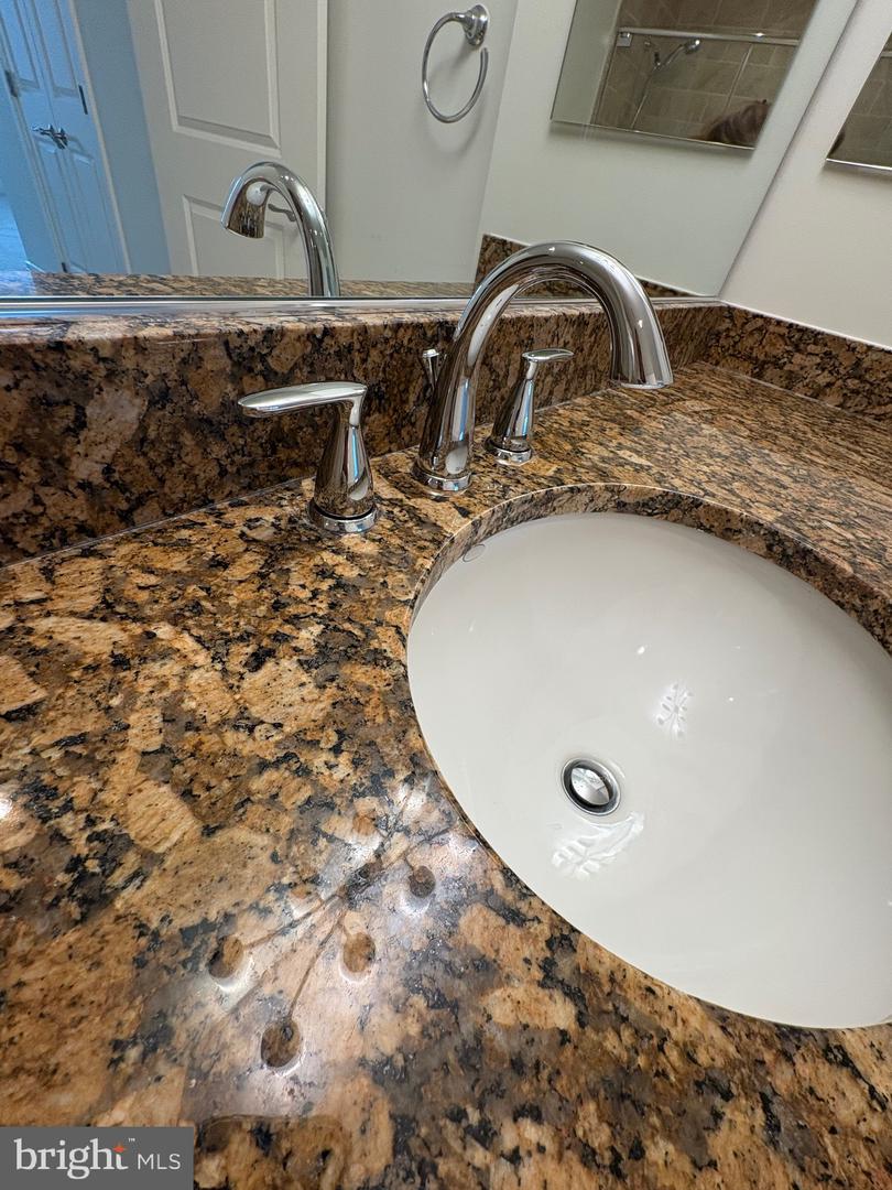 8220 CRESTWOOD HEIGHTS DR #412, MCLEAN, Virginia 22102, 2 Bedrooms Bedrooms, ,2 BathroomsBathrooms,Residential,For sale,8220 CRESTWOOD HEIGHTS DR #412,VAFX2258994 MLS # VAFX2258994