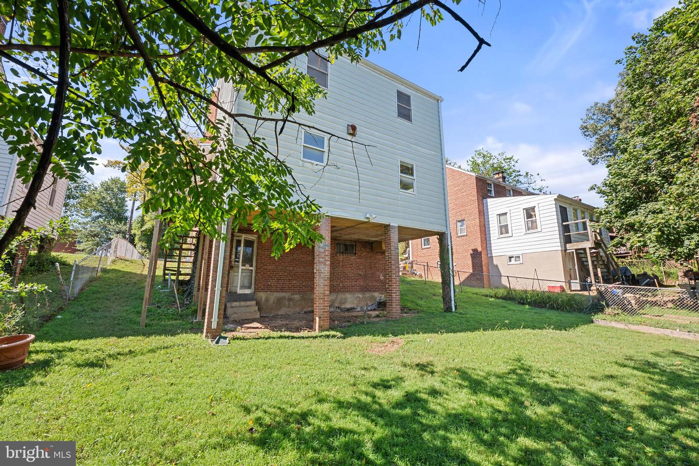 4052 MARTIN LUTHER KING JR AVE SW, WASHINGTON, District Of Columbia 20032, 3 Bedrooms Bedrooms, ,2 BathroomsBathrooms,Residential,For sale,4052 MARTIN LUTHER KING JR AVE SW,DCDC2213326 MLS # DCDC2213326