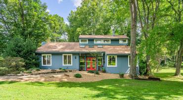 39434 SNICKERSVILLE TPKE, MIDDLEBURG, Virginia 20117, 4 Bedrooms Bedrooms, ,4 BathroomsBathrooms,Residential,For sale,39434 SNICKERSVILLE TPKE,VALO2104064 MLS # VALO2104064