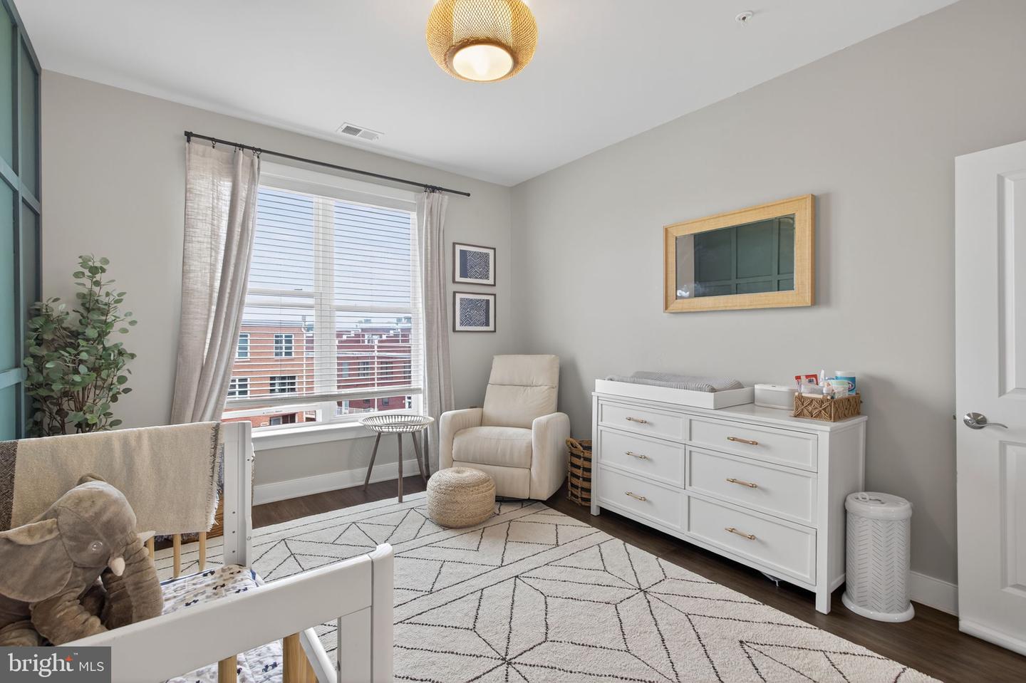 1910 POTOMAC AVE #102, ALEXANDRIA, Virginia 22301, 3 Bedrooms Bedrooms, 6 Rooms Rooms,2 BathroomsBathrooms,Residential,For sale,1910 POTOMAC AVE #102,VAAX2048314 MLS # VAAX2048314