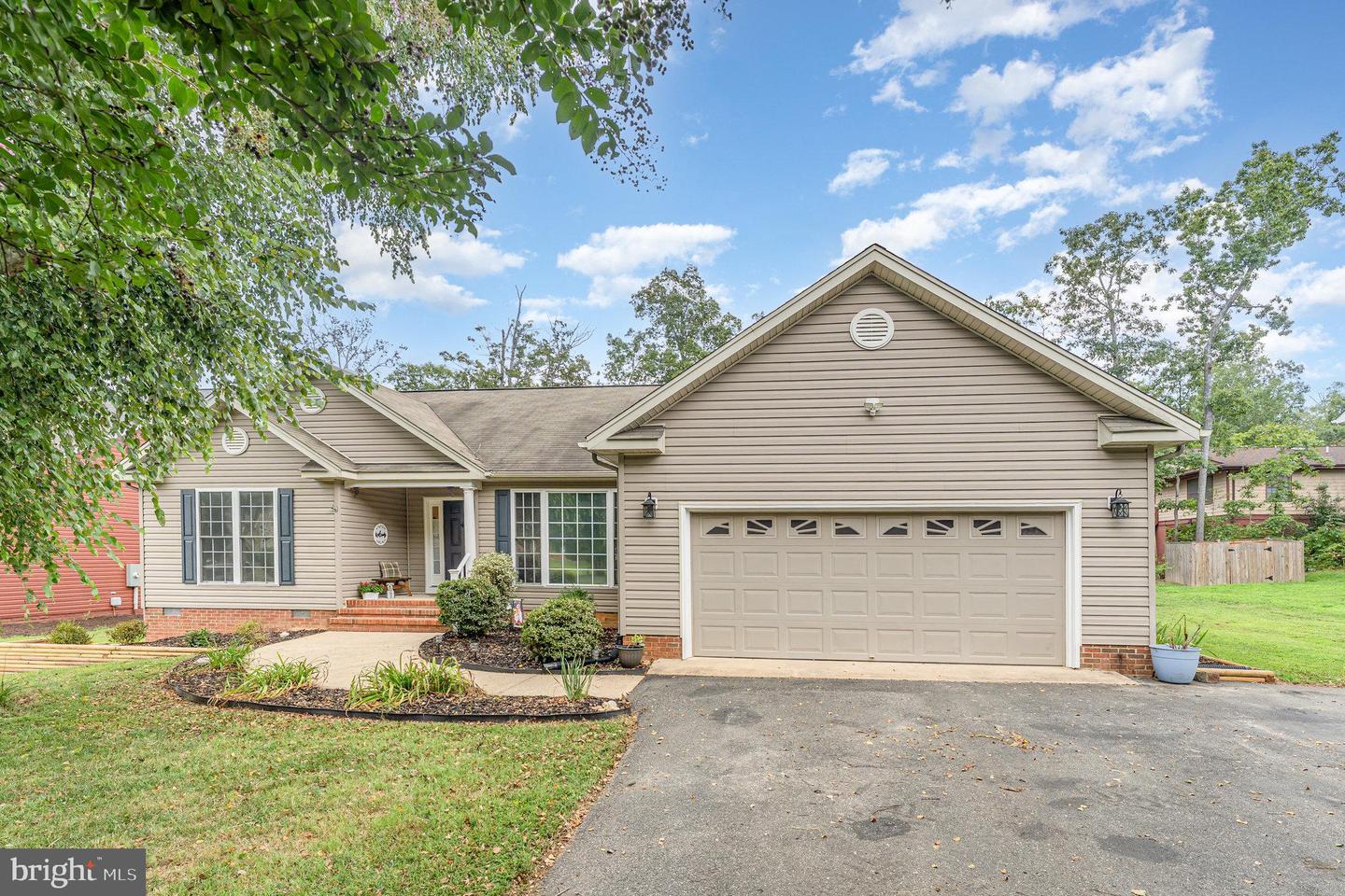 102 PARLIAMENT ST, LOCUST GROVE, Virginia 22508, 3 Bedrooms Bedrooms, ,2 BathroomsBathrooms,Residential,For sale,102 PARLIAMENT ST,VAOR2010472 MLS # VAOR2010472