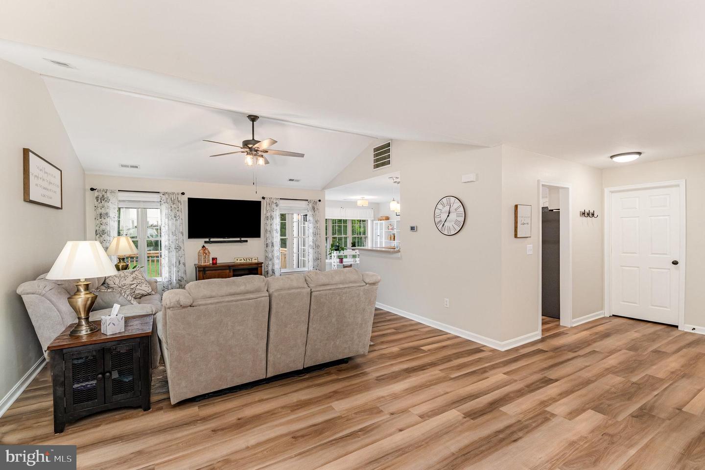 102 PARLIAMENT ST, LOCUST GROVE, Virginia 22508, 3 Bedrooms Bedrooms, ,2 BathroomsBathrooms,Residential,For sale,102 PARLIAMENT ST,VAOR2010472 MLS # VAOR2010472