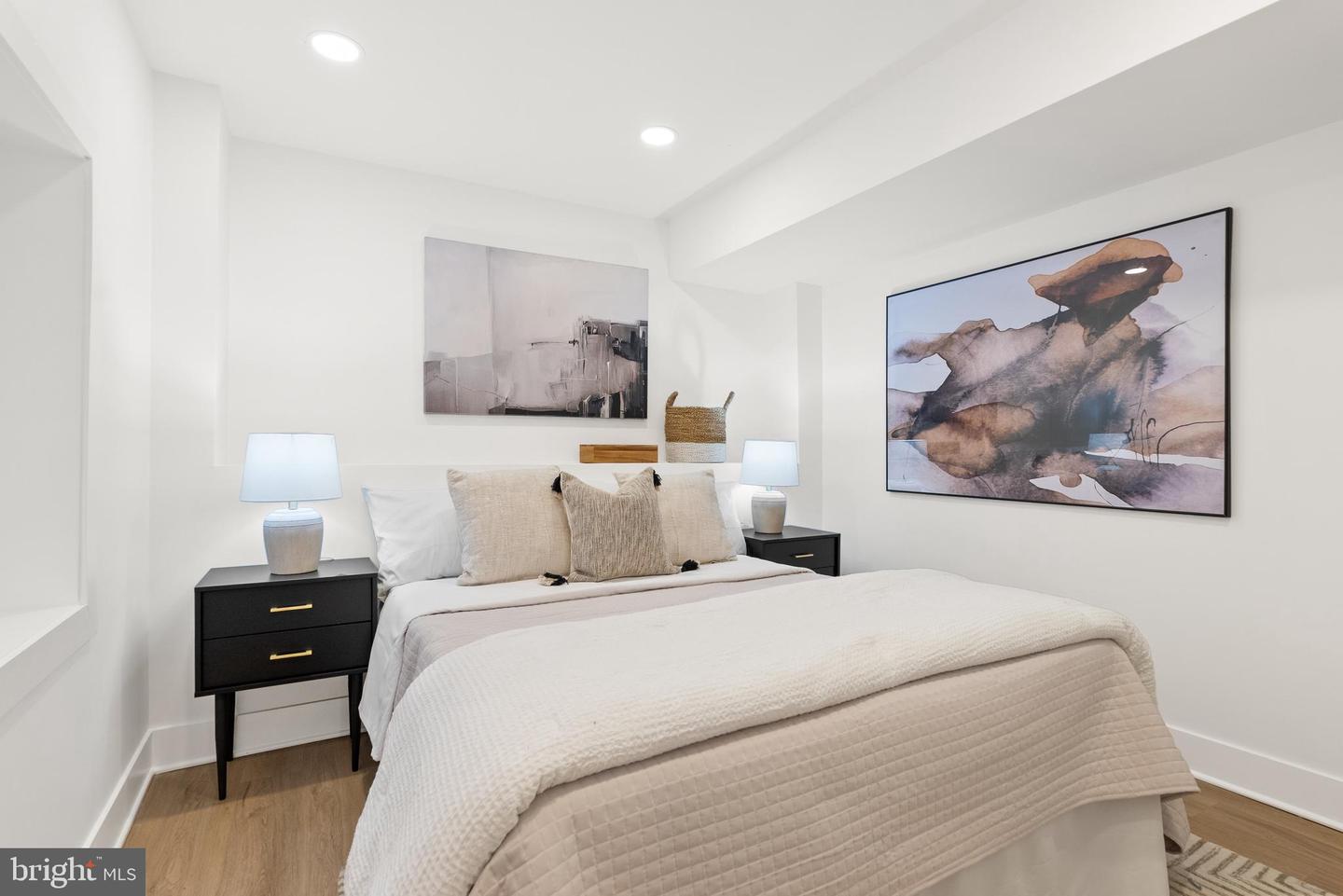1932 11TH ST NW, WASHINGTON, District Of Columbia 20001, 4 Bedrooms Bedrooms, ,3 BathroomsBathrooms,Residential,For sale,1932 11TH ST NW,DCDC2215482 MLS # DCDC2215482
