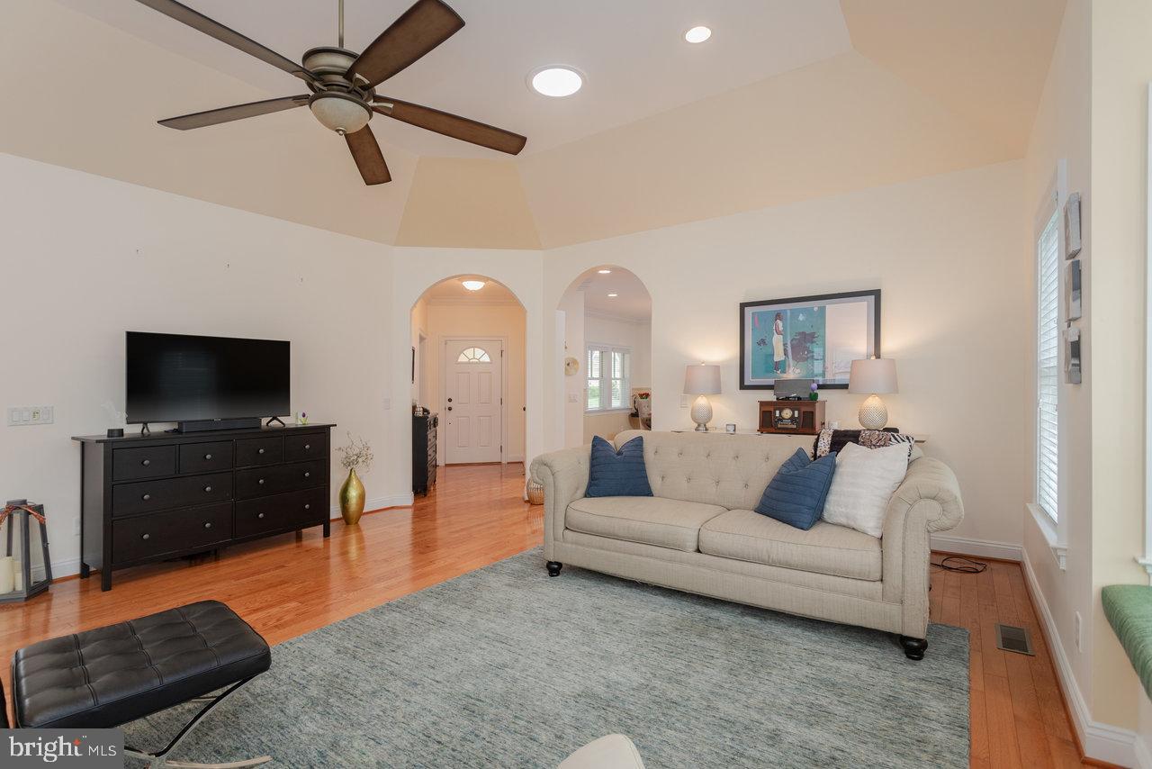 3063 CLUBHOUSE HILL RD, ROCKINGHAM, Virginia 22801, 3 Bedrooms Bedrooms, ,3 BathroomsBathrooms,Residential,For sale,3063 CLUBHOUSE HILL RD,VARO2002506 MLS # VARO2002506