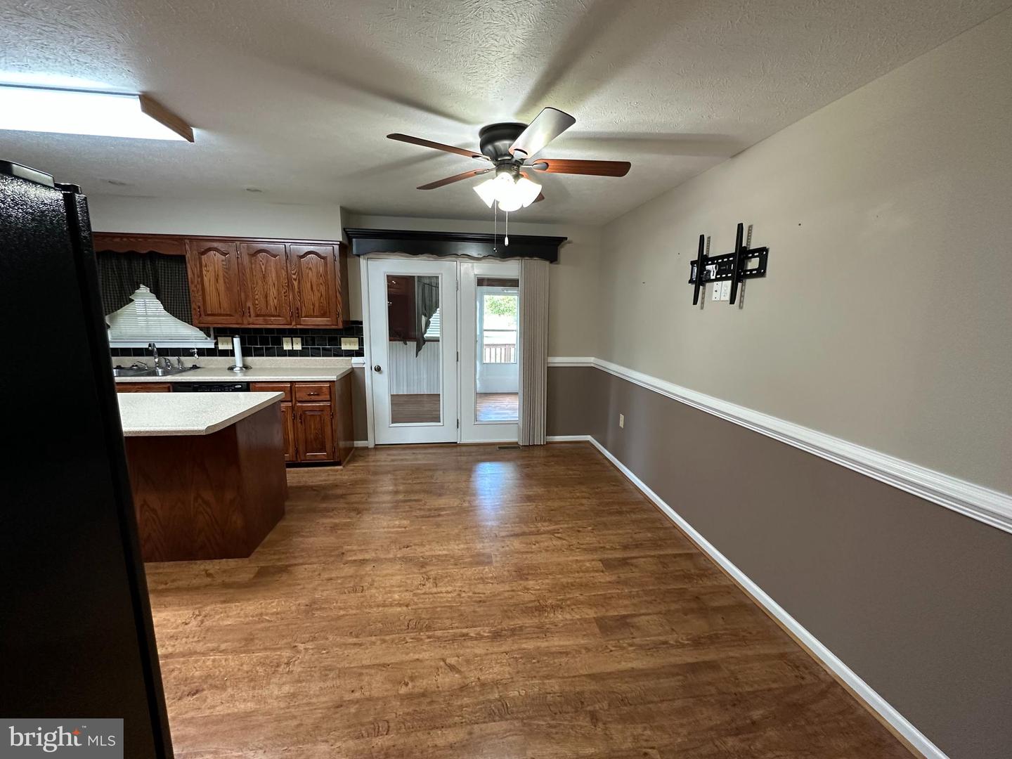 512 CREEKSIDE DR, LURAY, Virginia 22835, 3 Bedrooms Bedrooms, ,2 BathroomsBathrooms,Residential,For sale,512 CREEKSIDE DR,VAPA2005300 MLS # VAPA2005300
