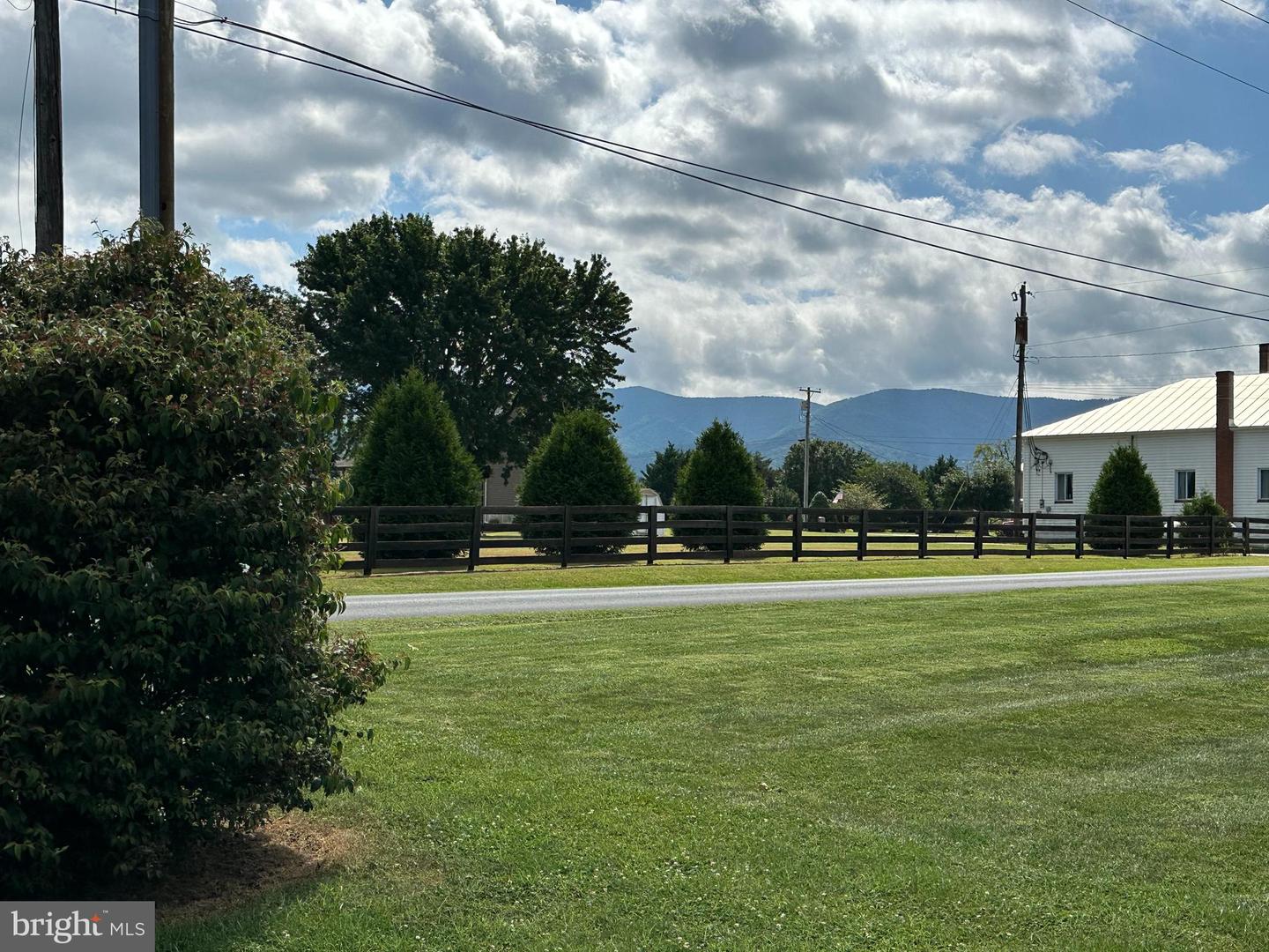 512 CREEKSIDE DR, LURAY, Virginia 22835, 3 Bedrooms Bedrooms, ,2 BathroomsBathrooms,Residential,For sale,512 CREEKSIDE DR,VAPA2005300 MLS # VAPA2005300