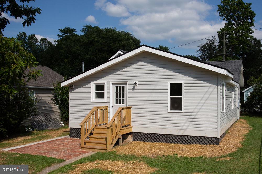 821 N BAYARD AVE, WAYNESBORO, Virginia 22980, 2 Bedrooms Bedrooms, ,1 BathroomBathrooms,Residential,For sale,821 N BAYARD AVE,VAWB2000188 MLS # VAWB2000188