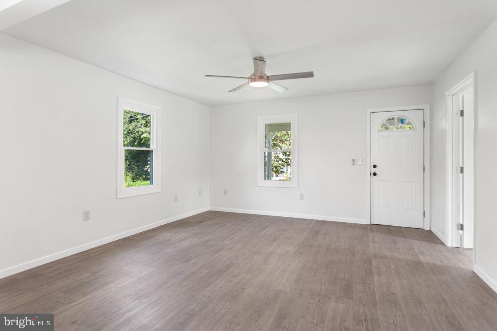 821 N BAYARD AVE, WAYNESBORO, Virginia 22980, 2 Bedrooms Bedrooms, ,1 BathroomBathrooms,Residential,For sale,821 N BAYARD AVE,VAWB2000188 MLS # VAWB2000188
