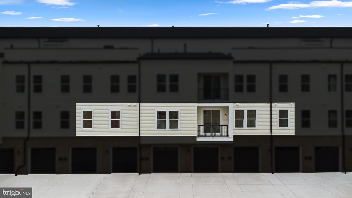 23640 BOLTON CRESCENT TER #13-204, ASHBURN, Virginia 20148, 2 Bedrooms Bedrooms, ,2 BathroomsBathrooms,Residential,For sale,23640 BOLTON CRESCENT TER #13-204,VALO2105454 MLS # VALO2105454