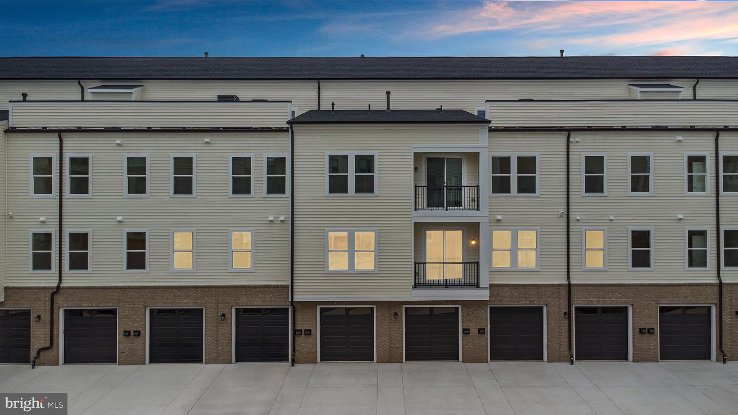 23640 BOLTON CRESCENT TER #13-204, ASHBURN, Virginia 20148, 2 Bedrooms Bedrooms, ,2 BathroomsBathrooms,Residential,For sale,23640 BOLTON CRESCENT TER #13-204,VALO2105454 MLS # VALO2105454