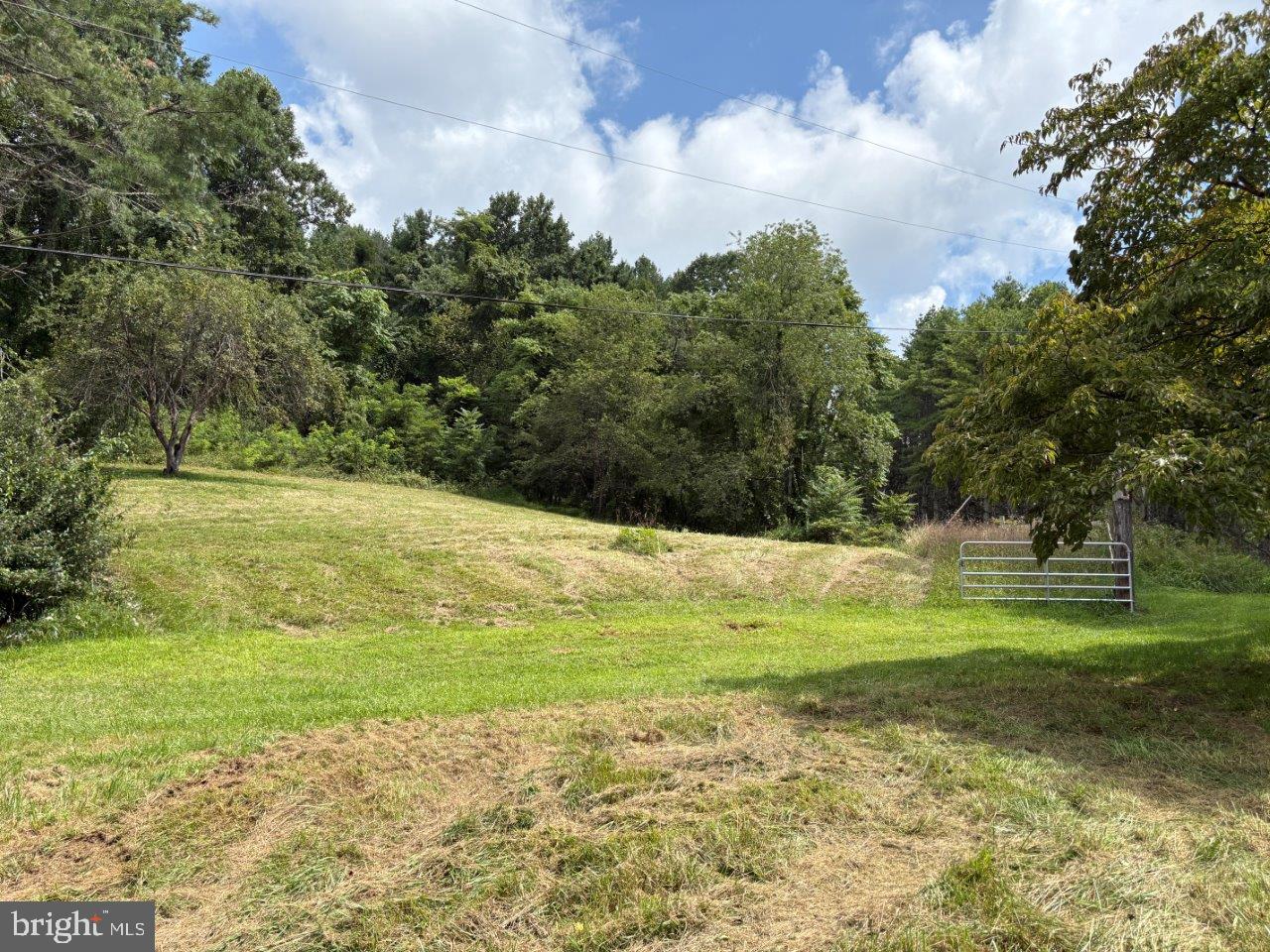 8947 SUGAR RUN RD, COPPER HILL, Virginia 24079, 1 Bedroom Bedrooms, ,1 BathroomBathrooms,Residential,For sale,8947 SUGAR RUN RD,VAFD2000012 MLS # VAFD2000012 8947 SUGAR RUN RD, COPPER HILL, Virginia 24079, 1 Bedroom Bedrooms, ,1 BathroomBathrooms,Residential,For sale,8947 SUGAR RUN RD,VAFD2000012 MLS # VAFD2000012