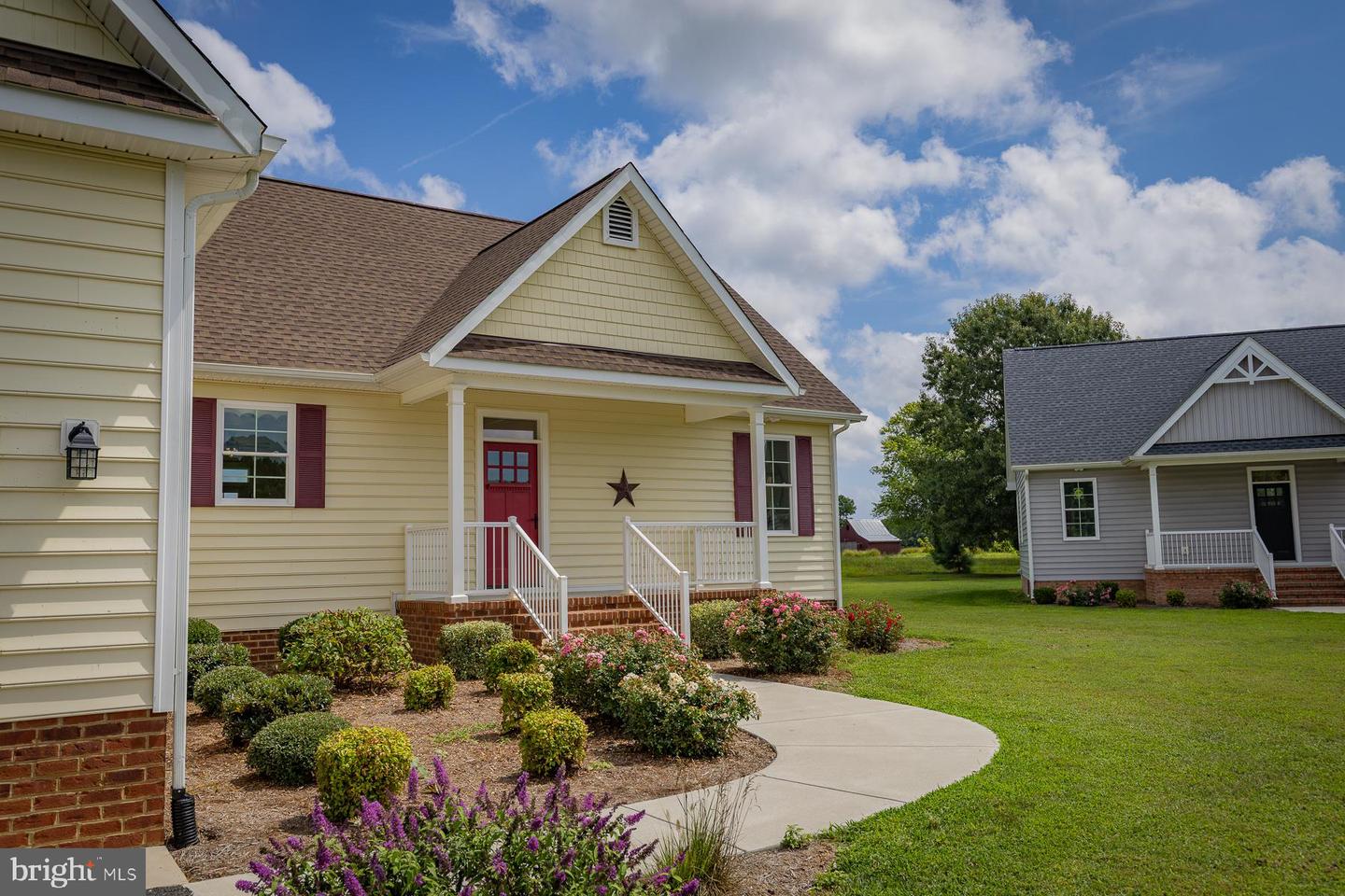 66 OLD FIELD RD, IRVINGTON, Virginia 22480, 3 Bedrooms Bedrooms, ,2 BathroomsBathrooms,Residential,For sale,66 OLD FIELD RD,VALV2000648 MLS # VALV2000648
