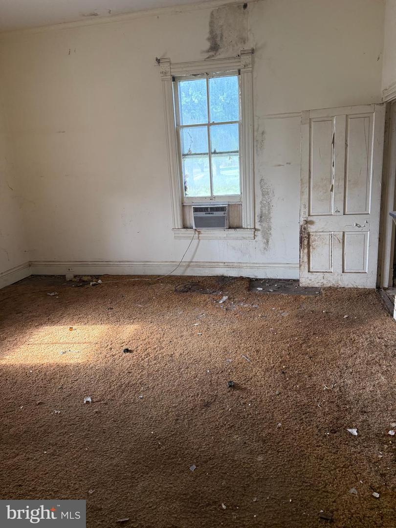 2374 MAPLE AVE, BUENA VISTA, Virginia 24416, 6 Bedrooms Bedrooms, ,3 BathroomsBathrooms,Residential,For sale,2374 MAPLE AVE,VARB2000134 MLS # VARB2000134 2374 MAPLE AVE, BUENA VISTA, Virginia 24416, 6 Bedrooms Bedrooms, ,3 BathroomsBathrooms,Residential,For sale,2374 MAPLE AVE,VARB2000134 MLS # VARB2000134