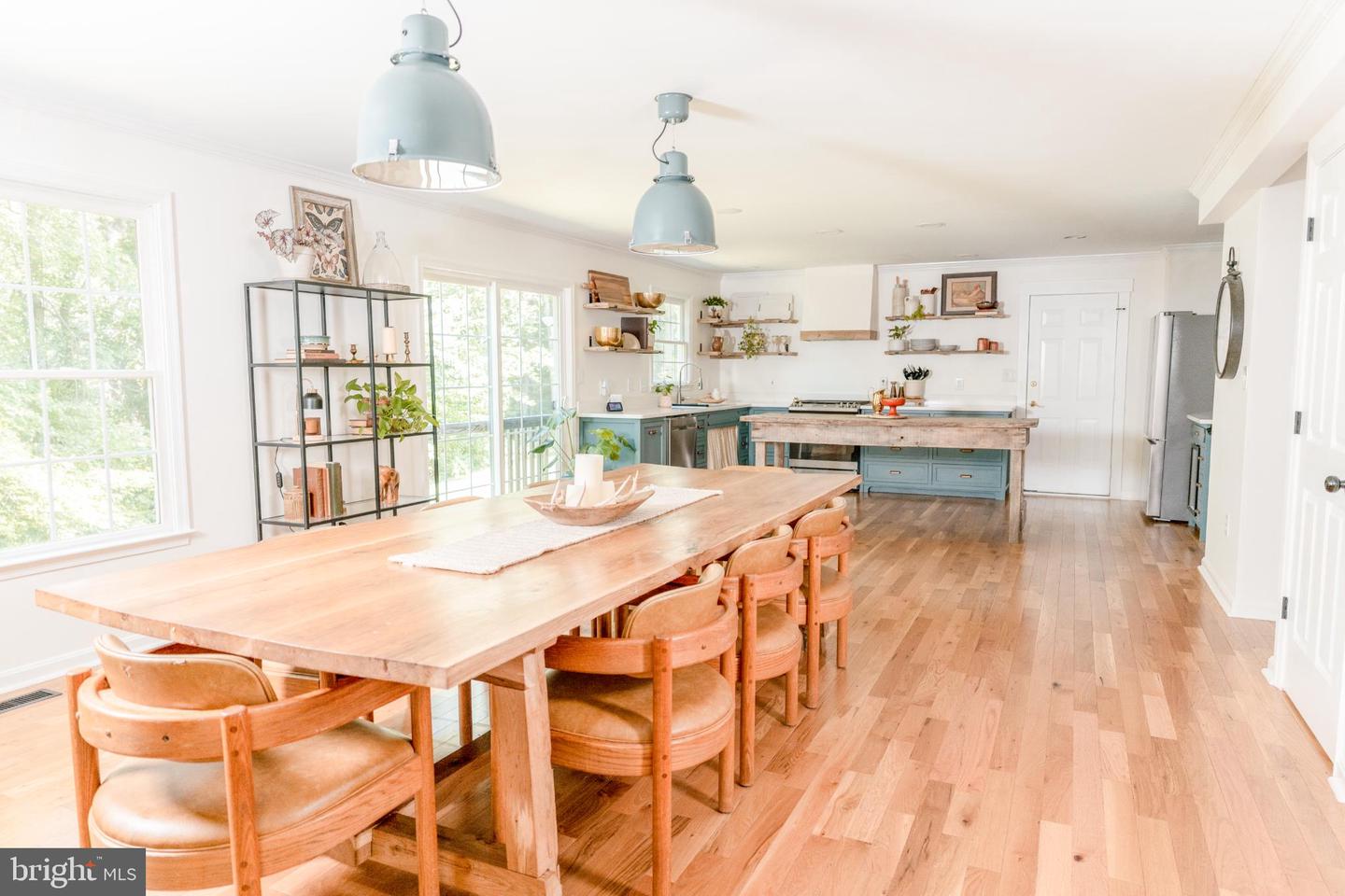 73 VILLAGE GROVE RD, FREDERICKSBURG, Virginia 22406, 6 Bedrooms Bedrooms, ,3 BathroomsBathrooms,Residential,For sale,73 VILLAGE GROVE RD,VAST2040270 MLS # VAST2040270