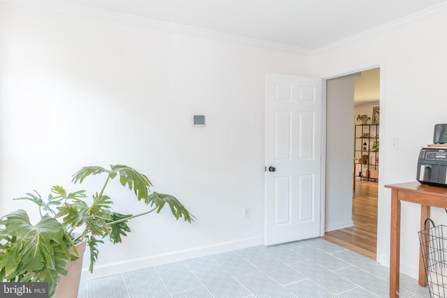 73 VILLAGE GROVE RD, FREDERICKSBURG, Virginia 22406, 6 Bedrooms Bedrooms, ,3 BathroomsBathrooms,Residential,For sale,73 VILLAGE GROVE RD,VAST2040270 MLS # VAST2040270