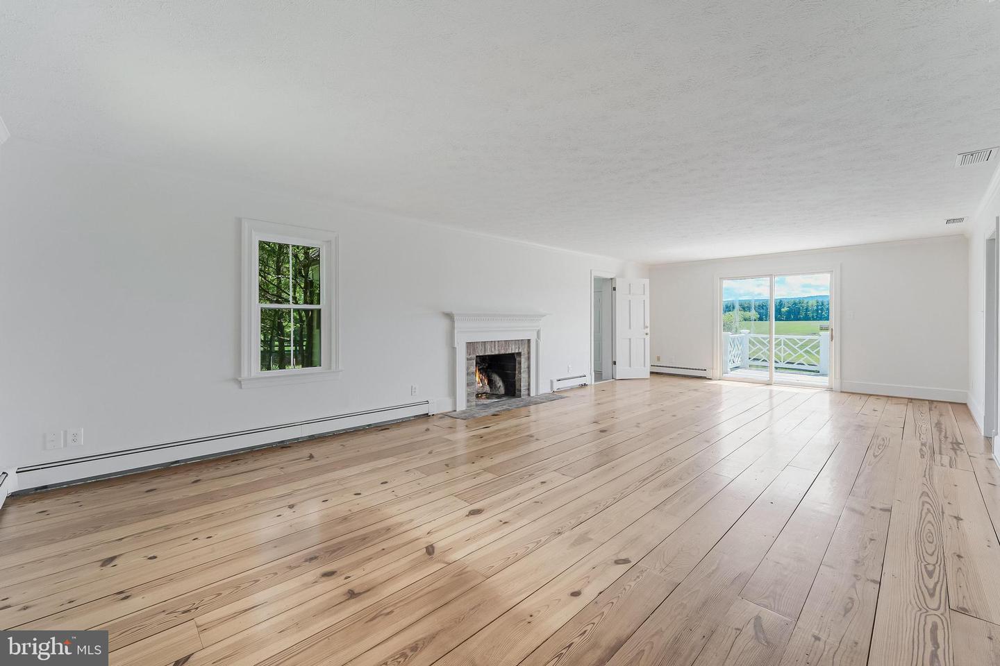 367 KENNEL RD, BOYCE, Virginia 22620, 5 Bedrooms Bedrooms, ,5 BathroomsBathrooms,Residential,For sale,367 KENNEL RD,VACL2003888 MLS # VACL2003888