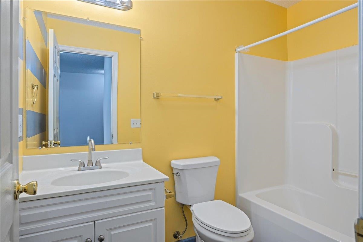 2403 AVALON WOODS DR, HARRISONBURG, Virginia 22801, 3 Bedrooms Bedrooms, ,3 BathroomsBathrooms,Residential,2403 AVALON WOODS DR,668295 MLS # 668295